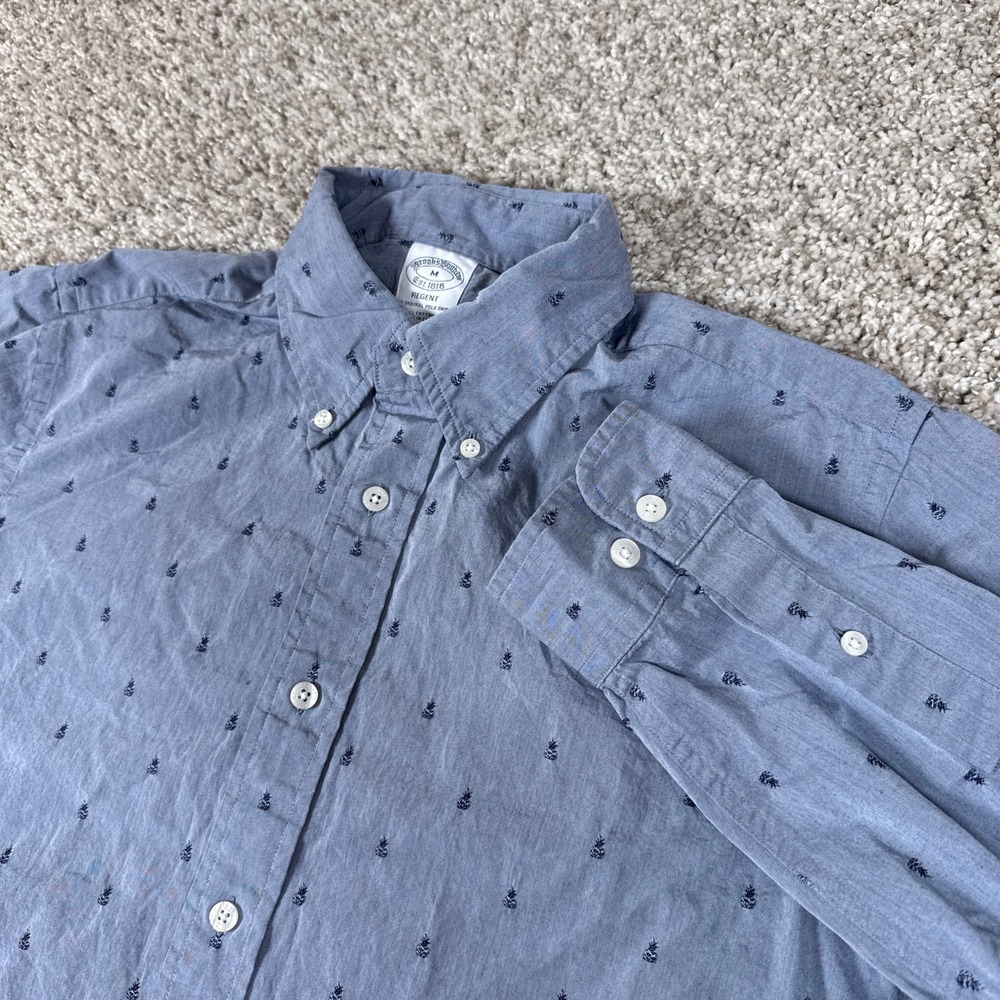 Brooks Brothers Shirt Mens Medium Blue Pineapple Print Regent Fit Preppy Coastal